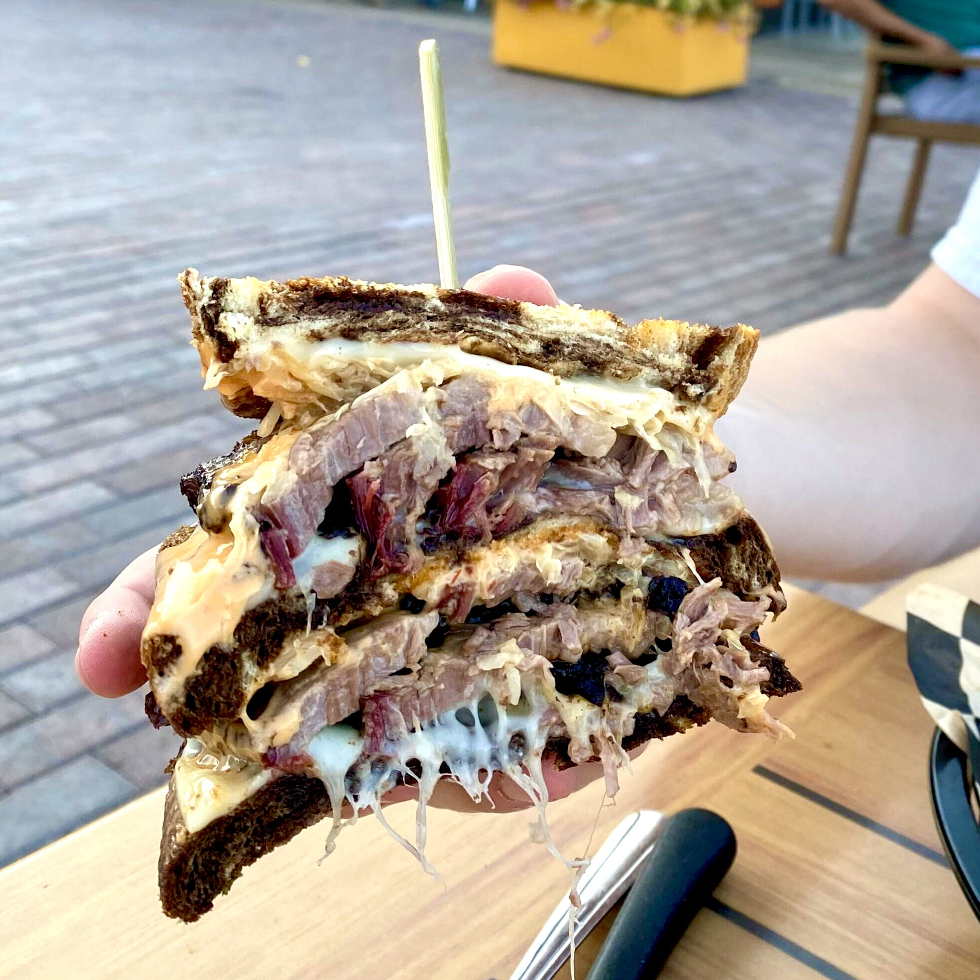 Brisket-Reuben-Logan-1-2358-scaled-square-ebe45b8c26db87ce3f0c4ec05a04e0c0-5ee0d2d5261d5 2