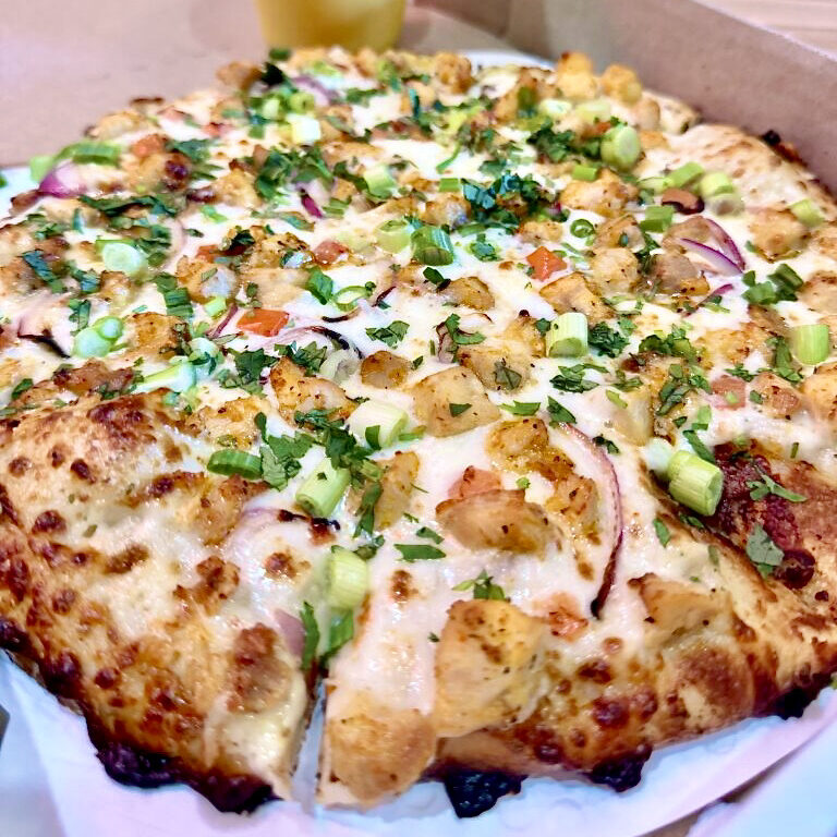 Chicken-Tikka-Pizza-Becca-Knowlton-1-2435-768x1024 2