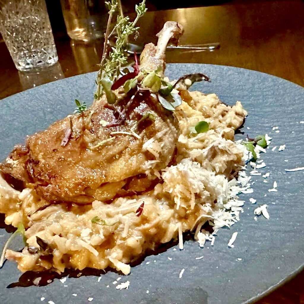 Duck-Confit-Risotto-Rona-Gindin-1-2605-square-fce429c2c37b723a9a32b2f93966619e-5ee0d2d5261d5 2
