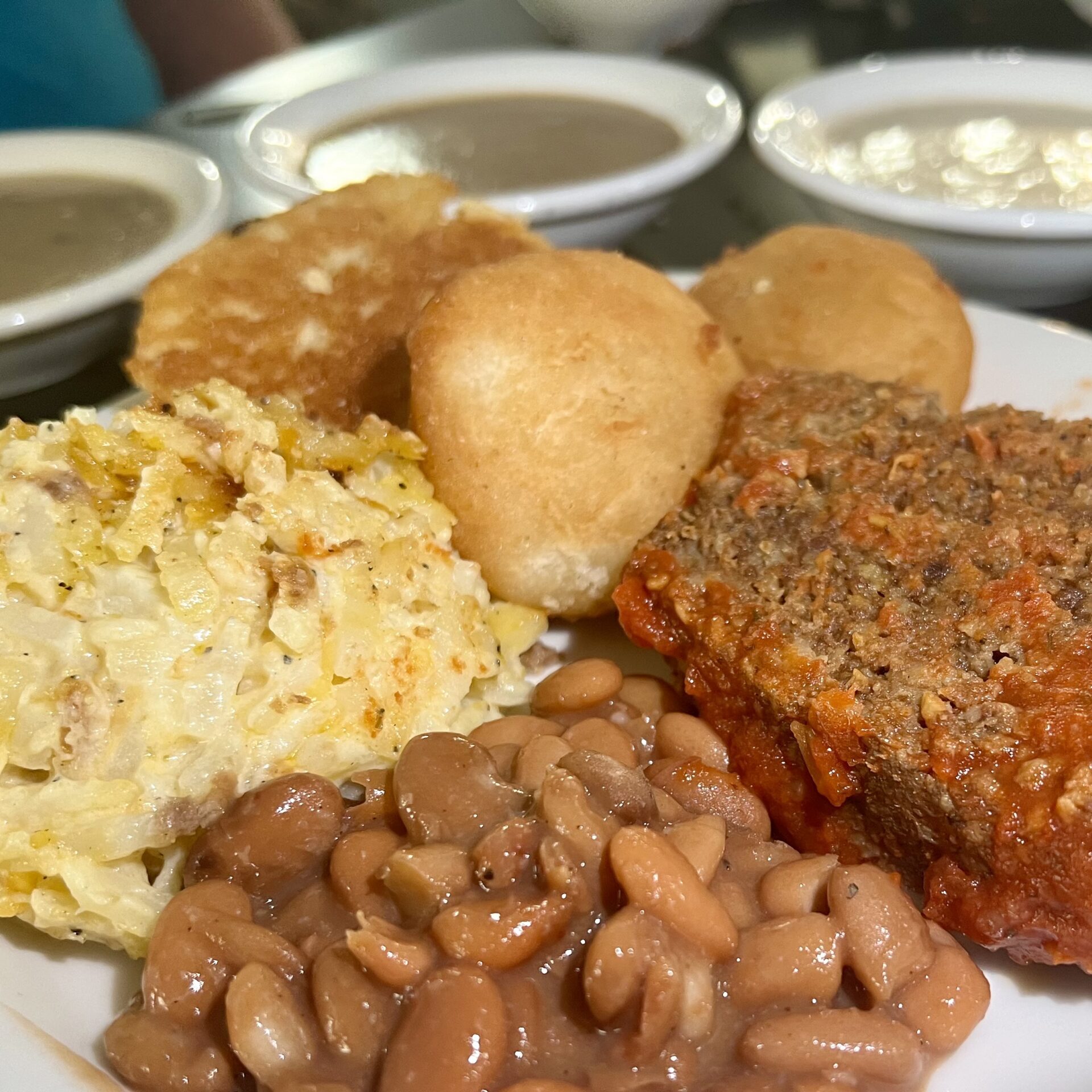 Meatloaf-flight-of-gravy-hash-brown-casserole-pintos-Brad-Blankenship-1-1745